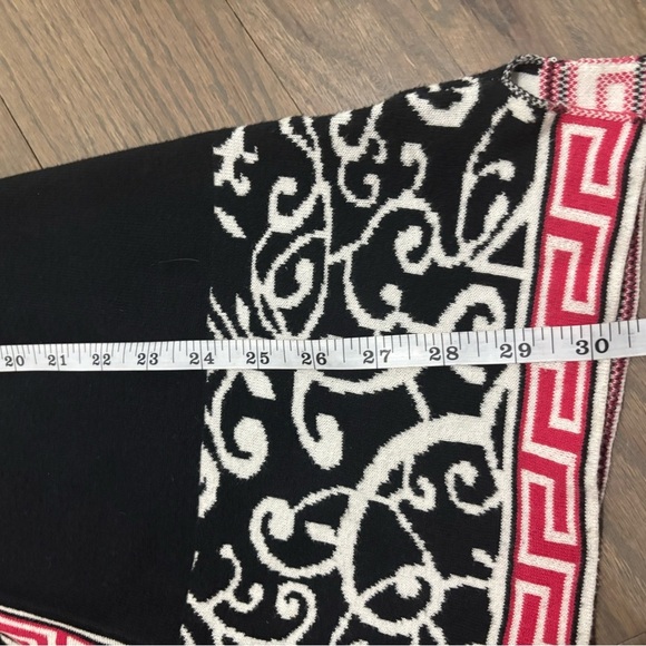 Icelandic cardigan. Metal button up. Small - Picture 5 of 8